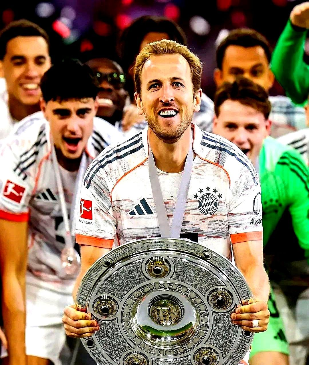 公牛观众热烈欢呼!,凯恩迎来二十赛季出色发挥热度持续攀升 公牛观众热烈欢呼!,凯恩迎来二十赛季出色发挥热度持续攀升