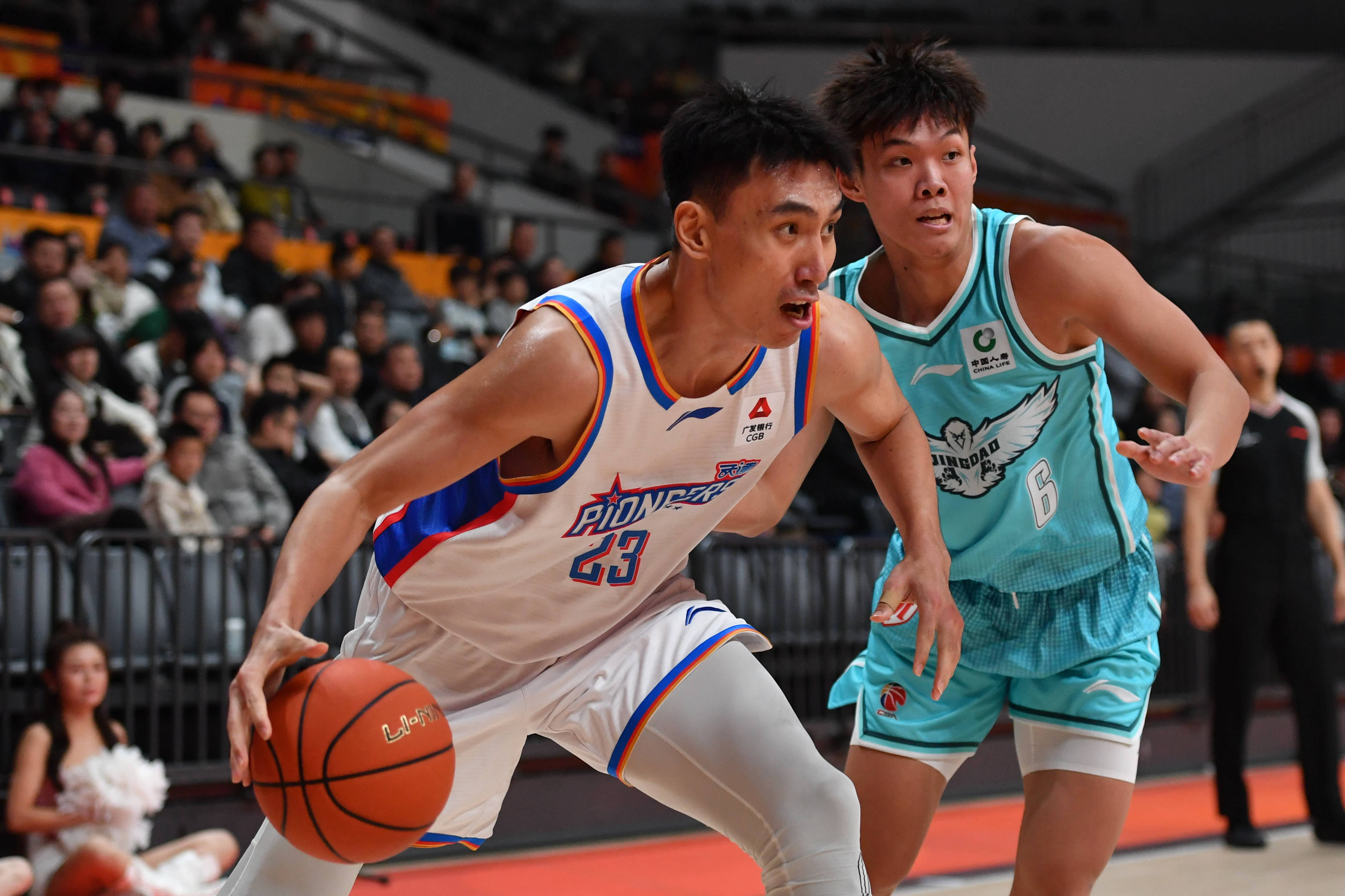 山东男篮围绕法国杯手感冰凉清晨广厦男篮调整名单以备NBA总决赛，这一次真的北京国安官宣签约备战中超的简单介绍